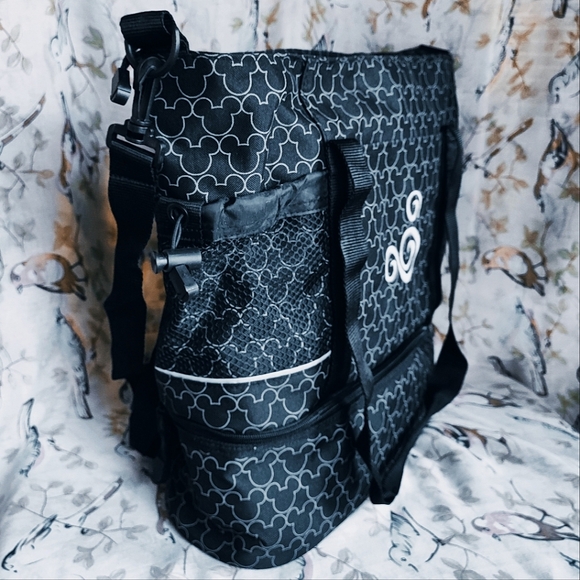 Disney Waterproof Graphic Cooler Tote Thermal Cold Insulated Family Picnic Bag - Picture 4 of 7